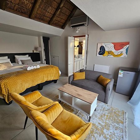 Bettie'S Luxury Lodge Kroonstad Dış mekan fotoğraf