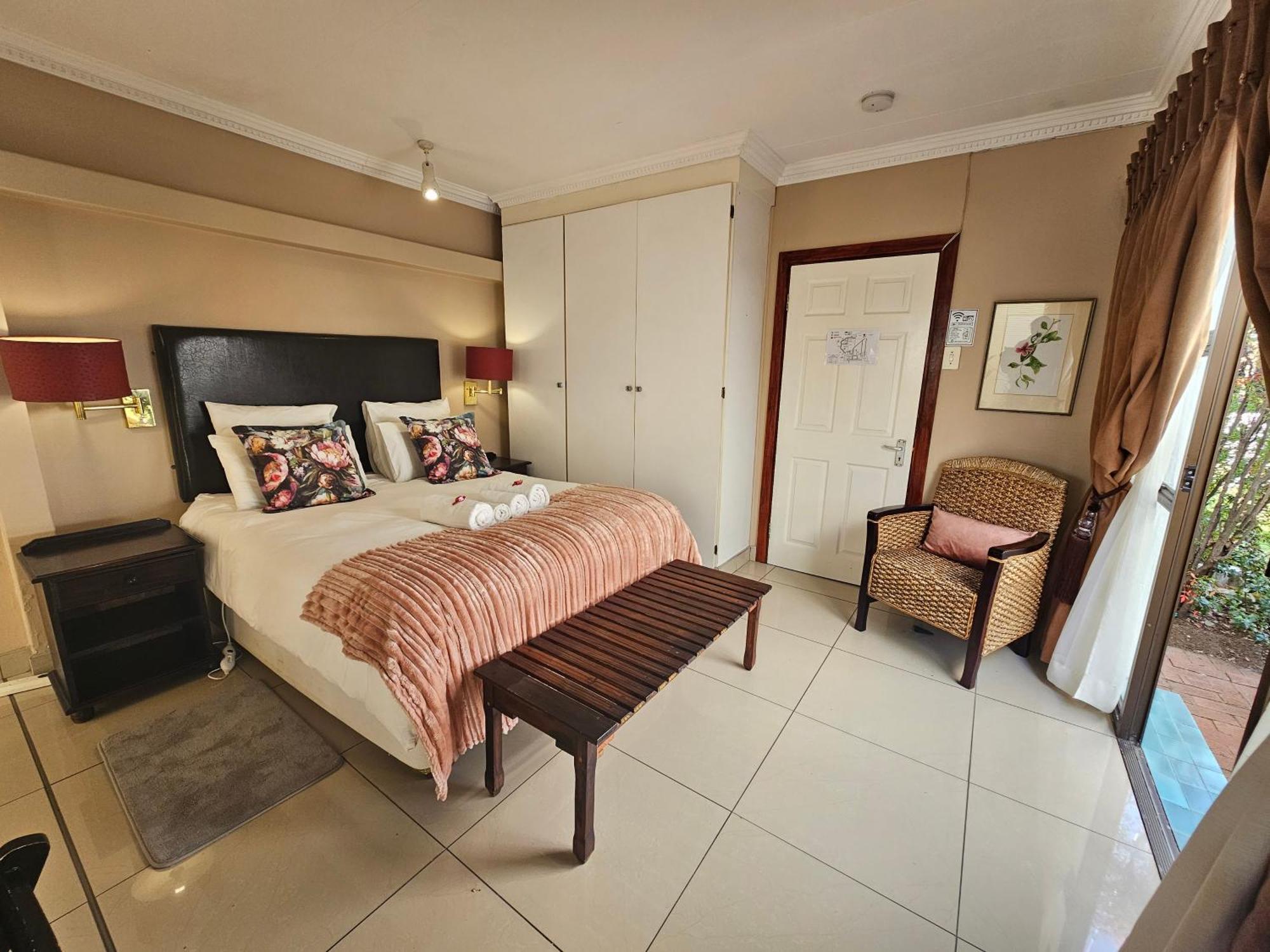 Bettie'S Luxury Lodge Kroonstad Dış mekan fotoğraf