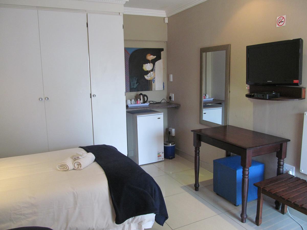 Bettie'S Luxury Lodge Kroonstad Oda fotoğraf