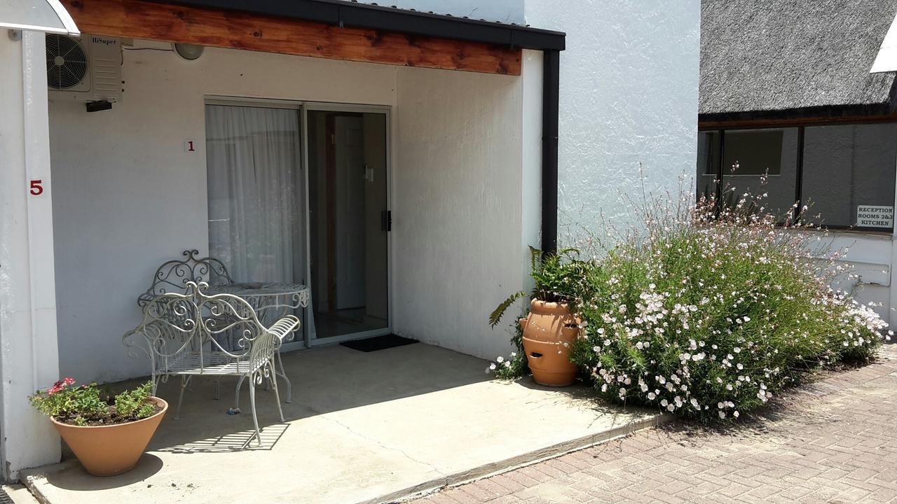 Bettie'S Luxury Lodge Kroonstad Oda fotoğraf