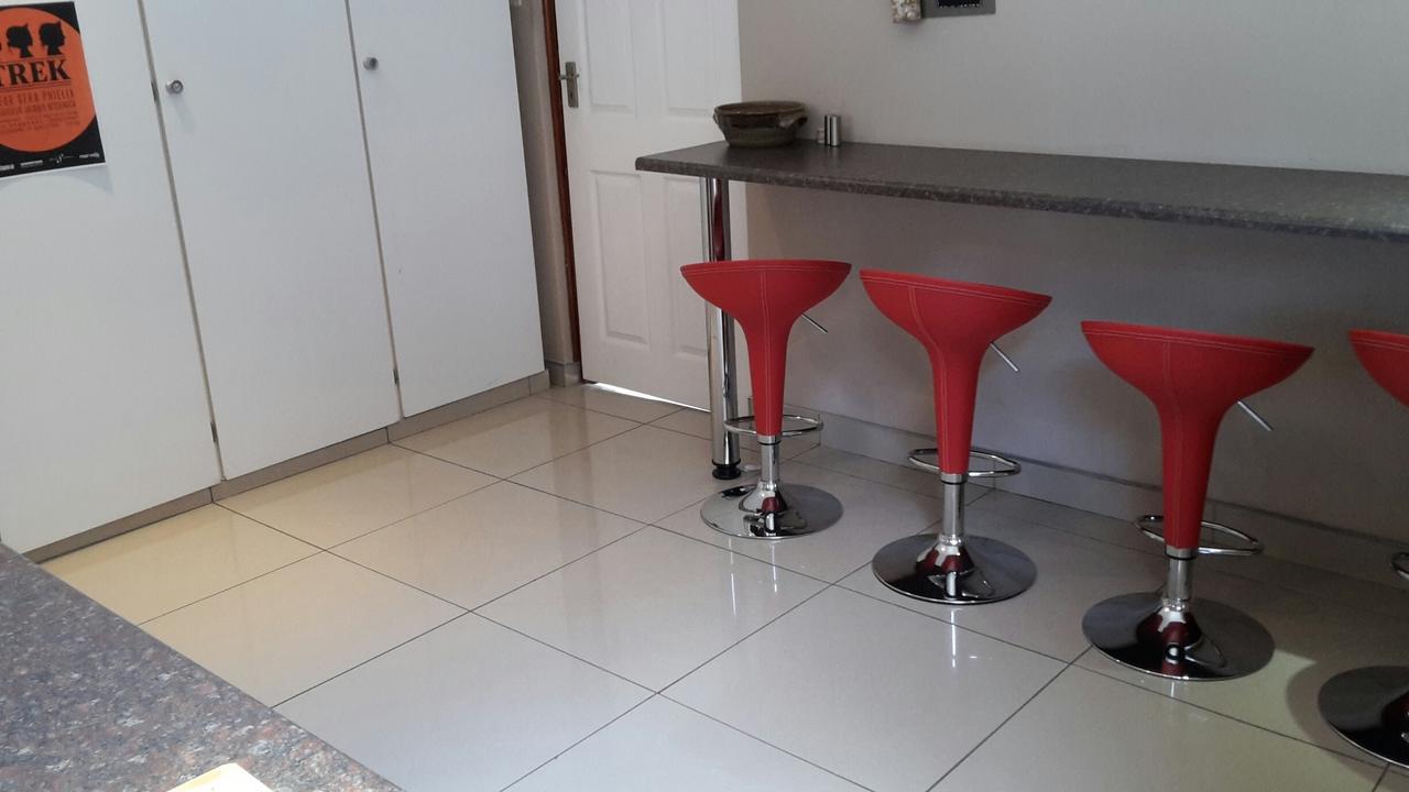 Bettie'S Luxury Lodge Kroonstad Dış mekan fotoğraf
